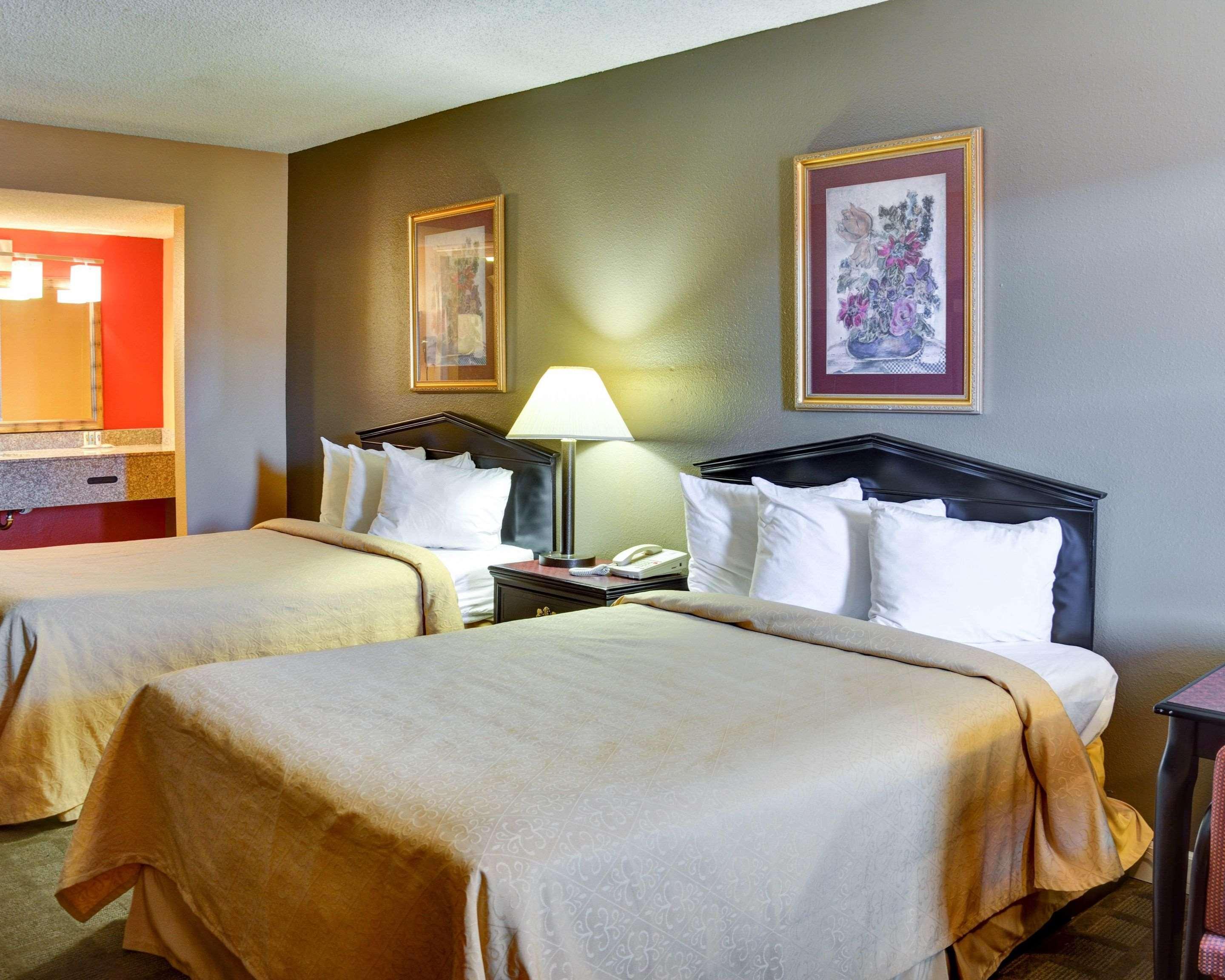 Quality Inn & Suites Hot Springs-Lake Hamilton Exteriör bild