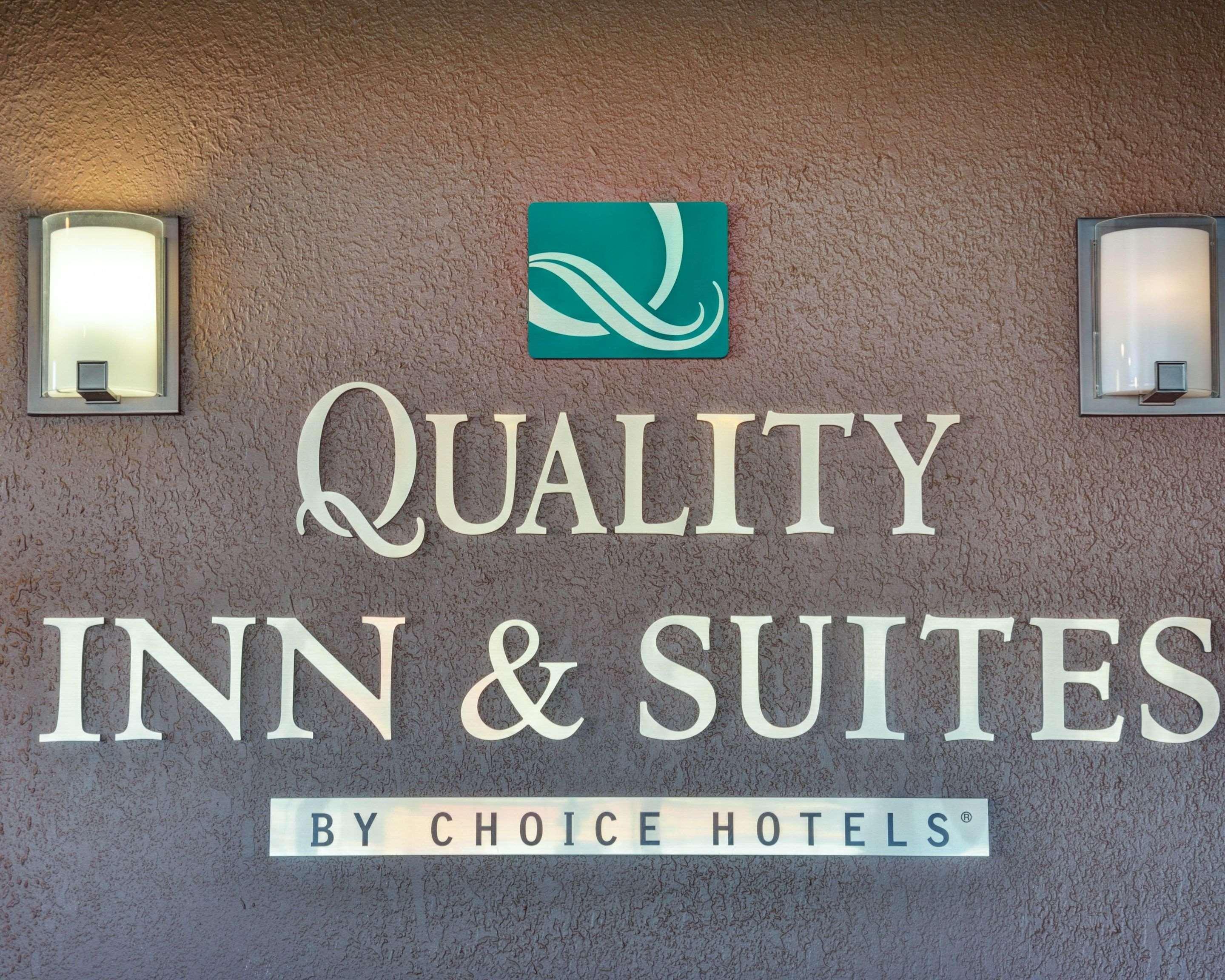 Quality Inn & Suites Hot Springs-Lake Hamilton Exteriör bild