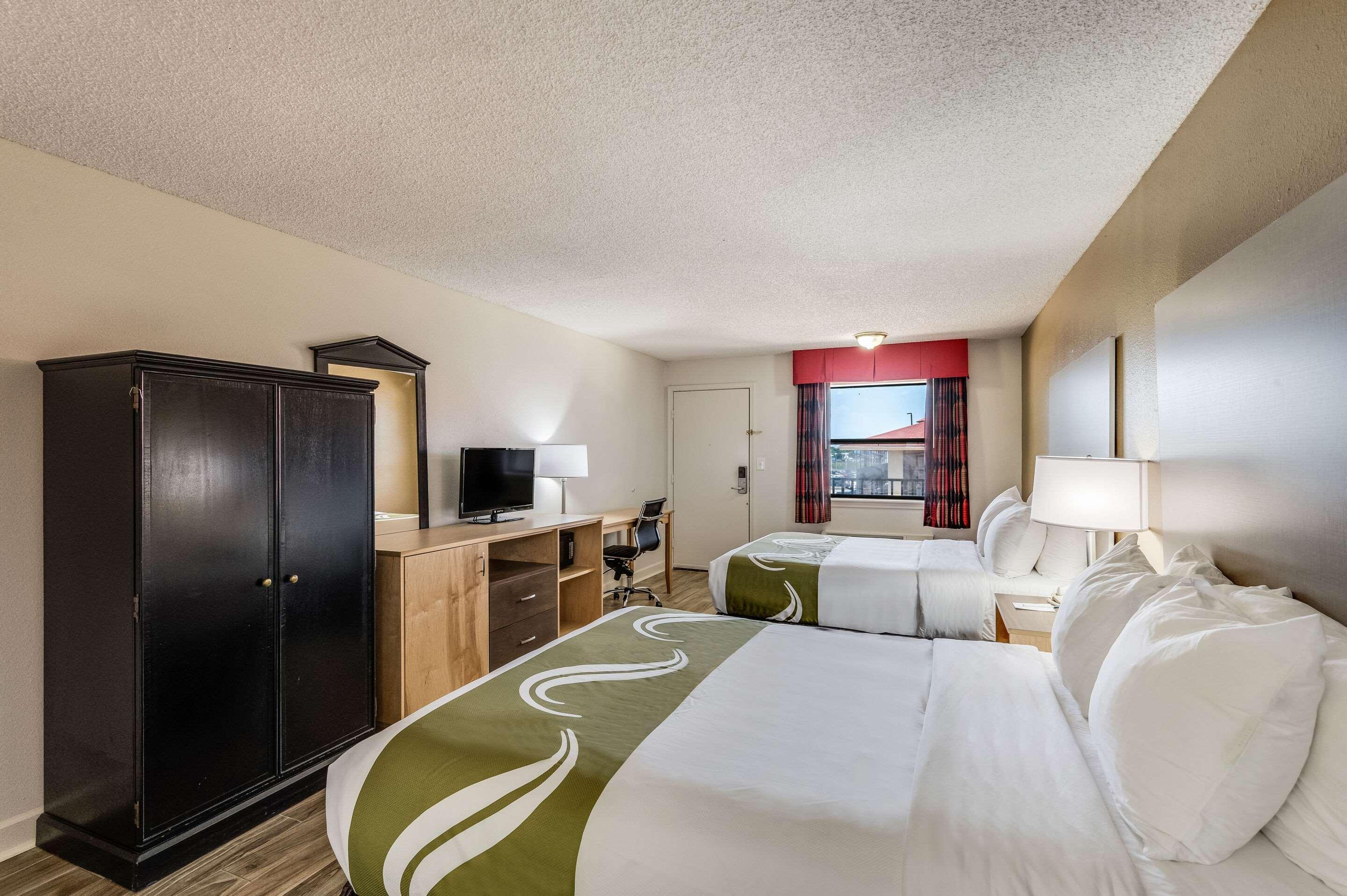 Quality Inn & Suites Hot Springs-Lake Hamilton Exteriör bild