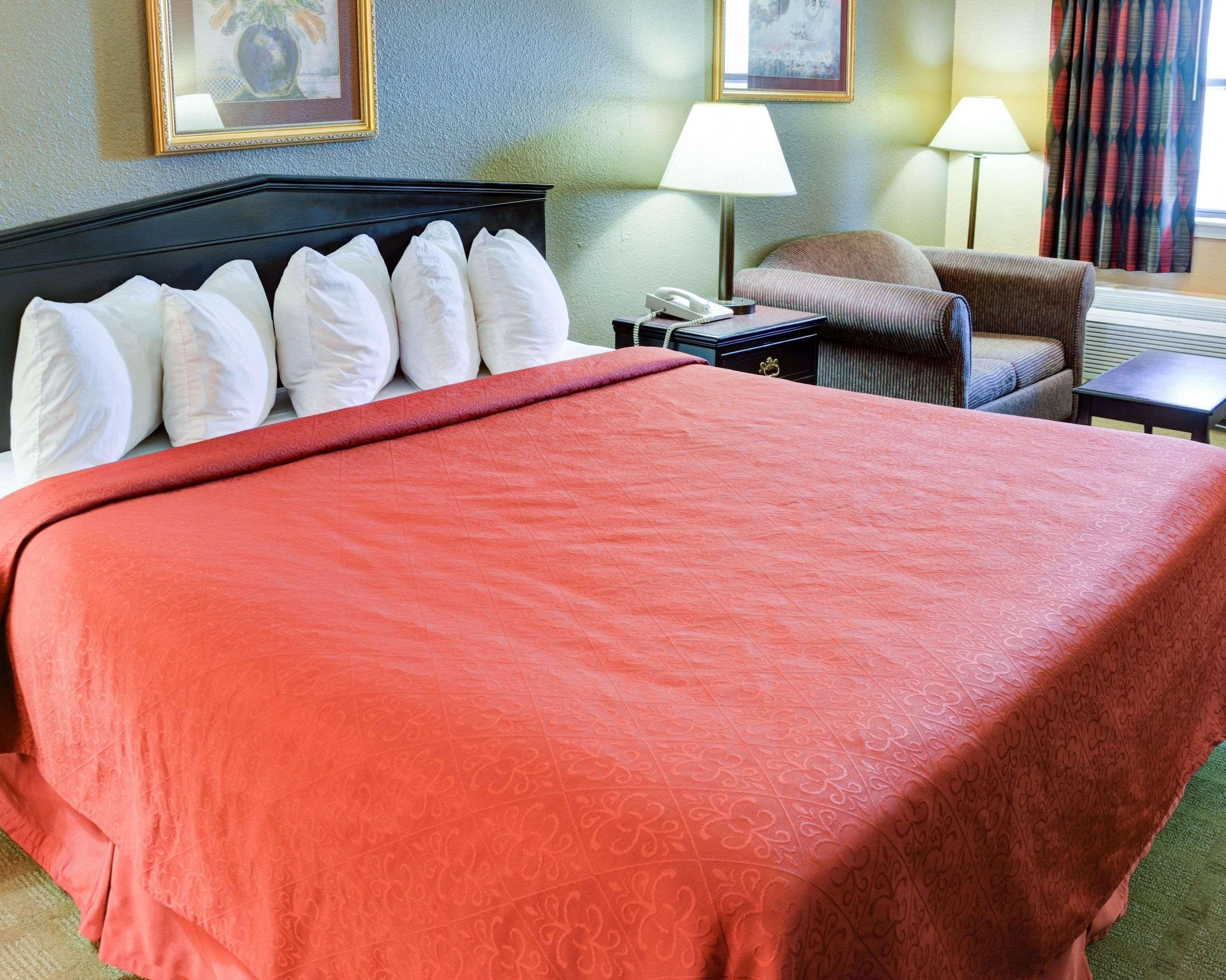 Quality Inn & Suites Hot Springs-Lake Hamilton Exteriör bild