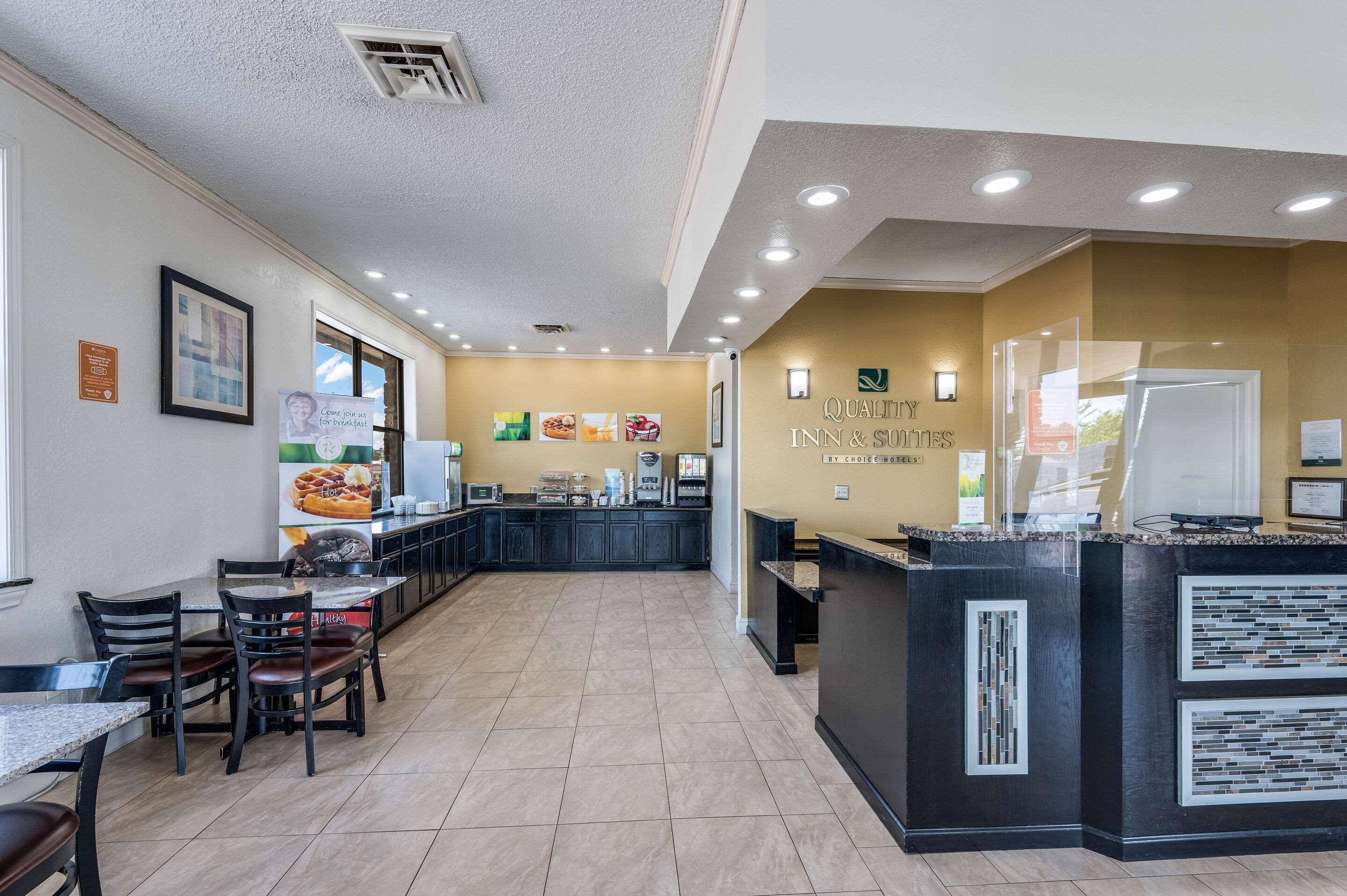 Quality Inn & Suites Hot Springs-Lake Hamilton Exteriör bild