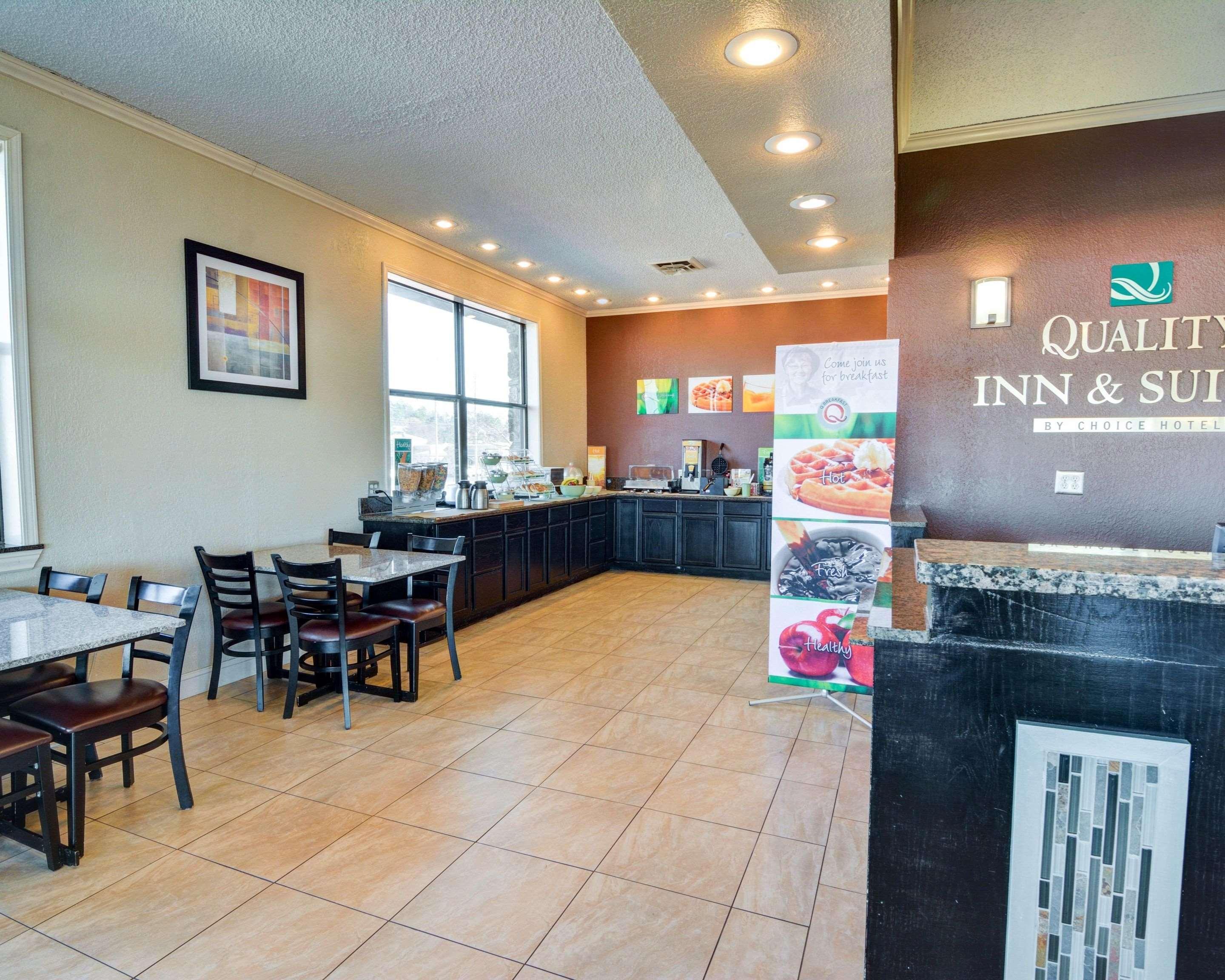 Quality Inn & Suites Hot Springs-Lake Hamilton Exteriör bild