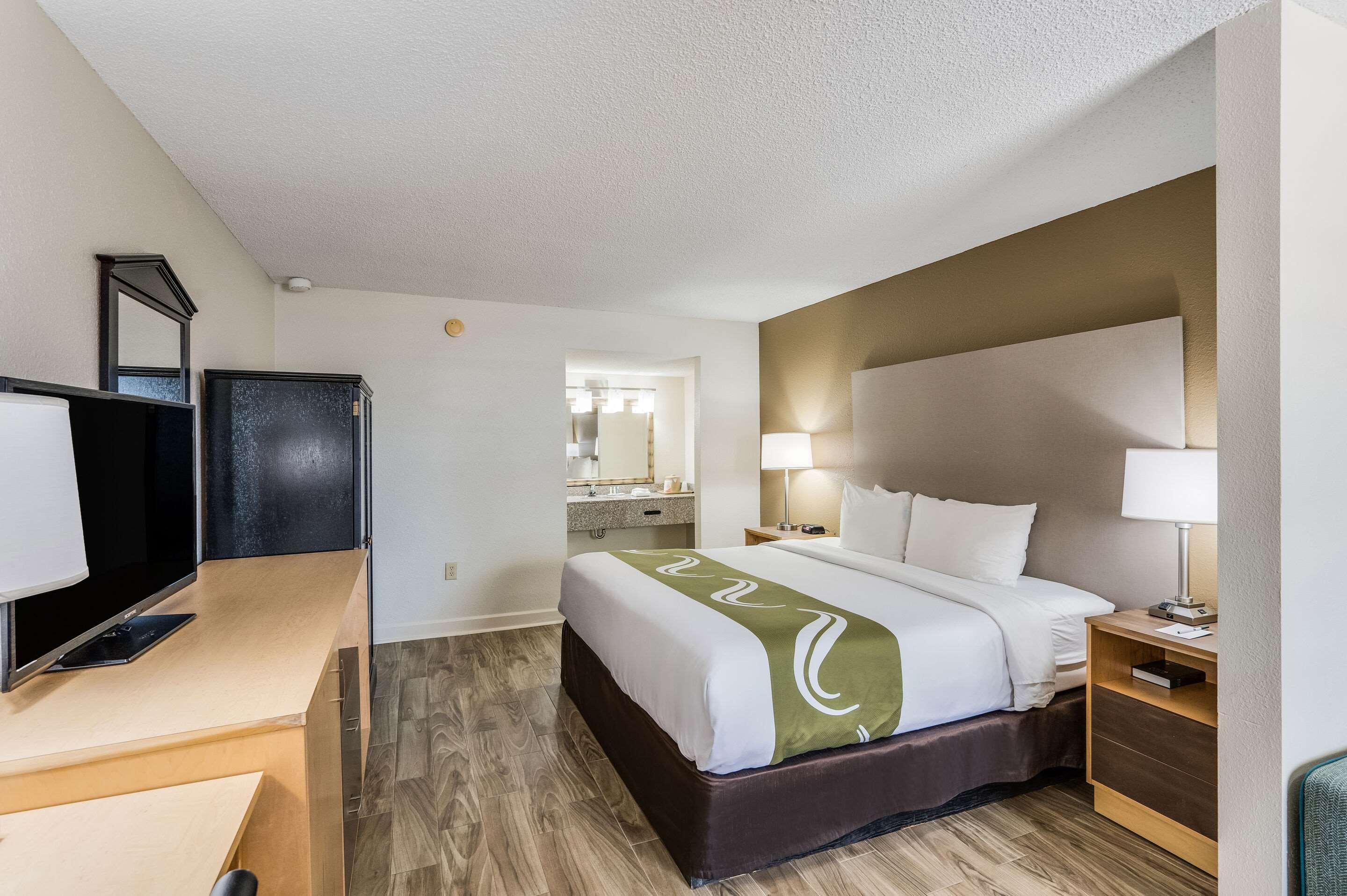 Quality Inn & Suites Hot Springs-Lake Hamilton Exteriör bild
